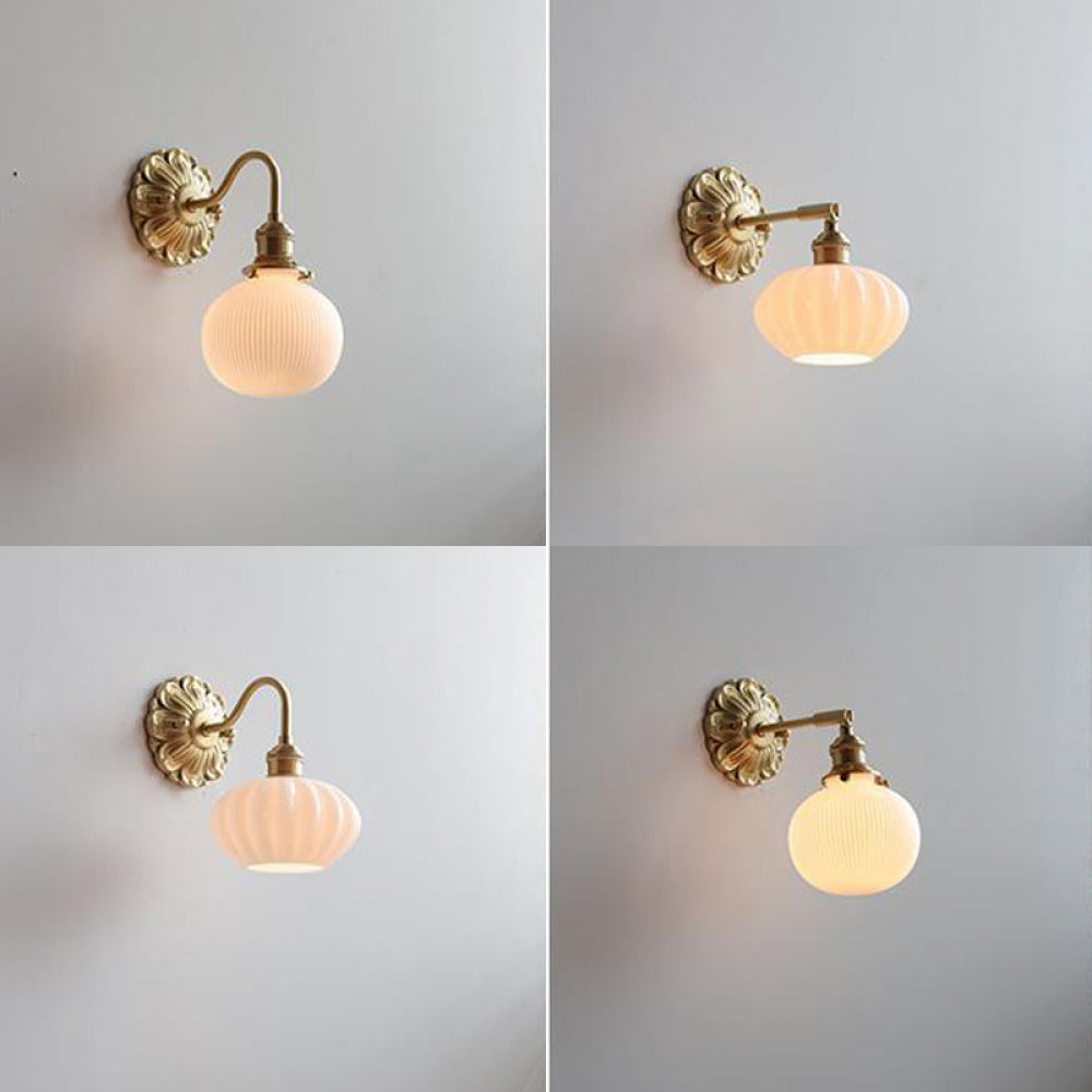 New French Style Vintage Vintage Brass Wall Lamp American Style Bedside Away Entrance Bedroom Mirror Front Makeup Table Lamp